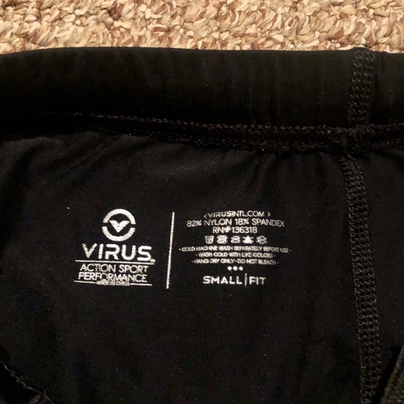 Lot of 2 virus pants and crops, green pair sold - Picture 3 of 9